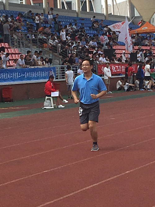 公司教职工积极参加2017年PA视讯官方网站教职工运动会