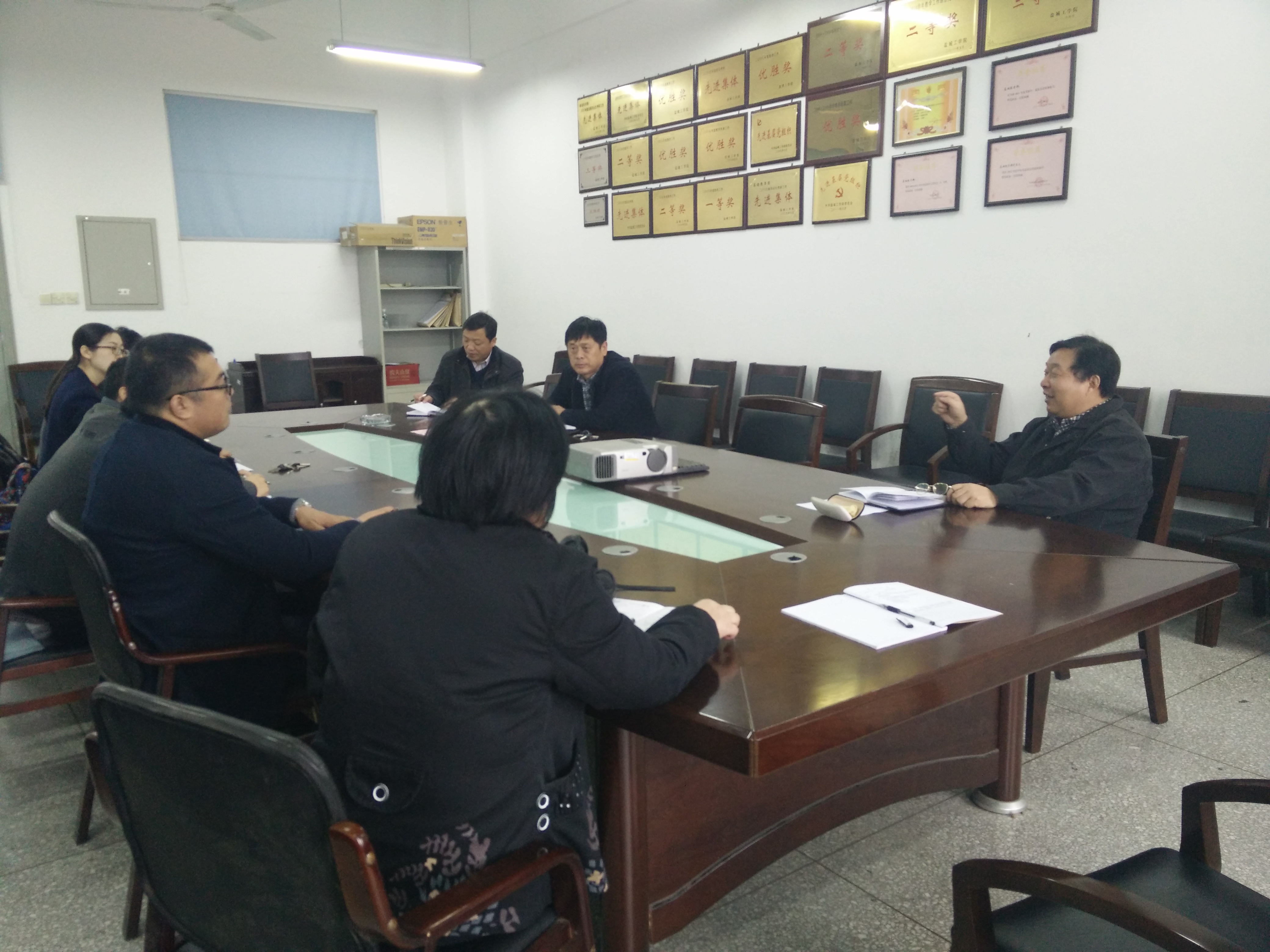 公司召开“三严三实”专题调研座谈会 公司召开“三严三实”专题调研座谈会